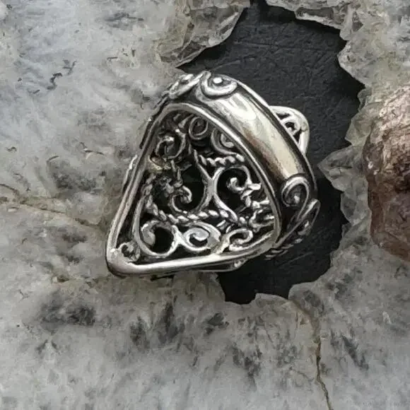 Carolyn Pollack Sterling Silver Elongated Oval Dark Green Chalcedony Ring - Picture 6 of 10